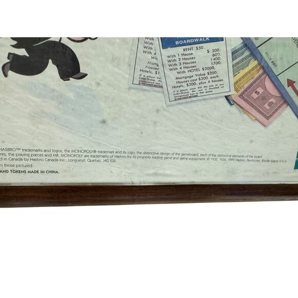 Parker Brothers Monopoly 1999 Edition Card Game - Picture 5 of 5